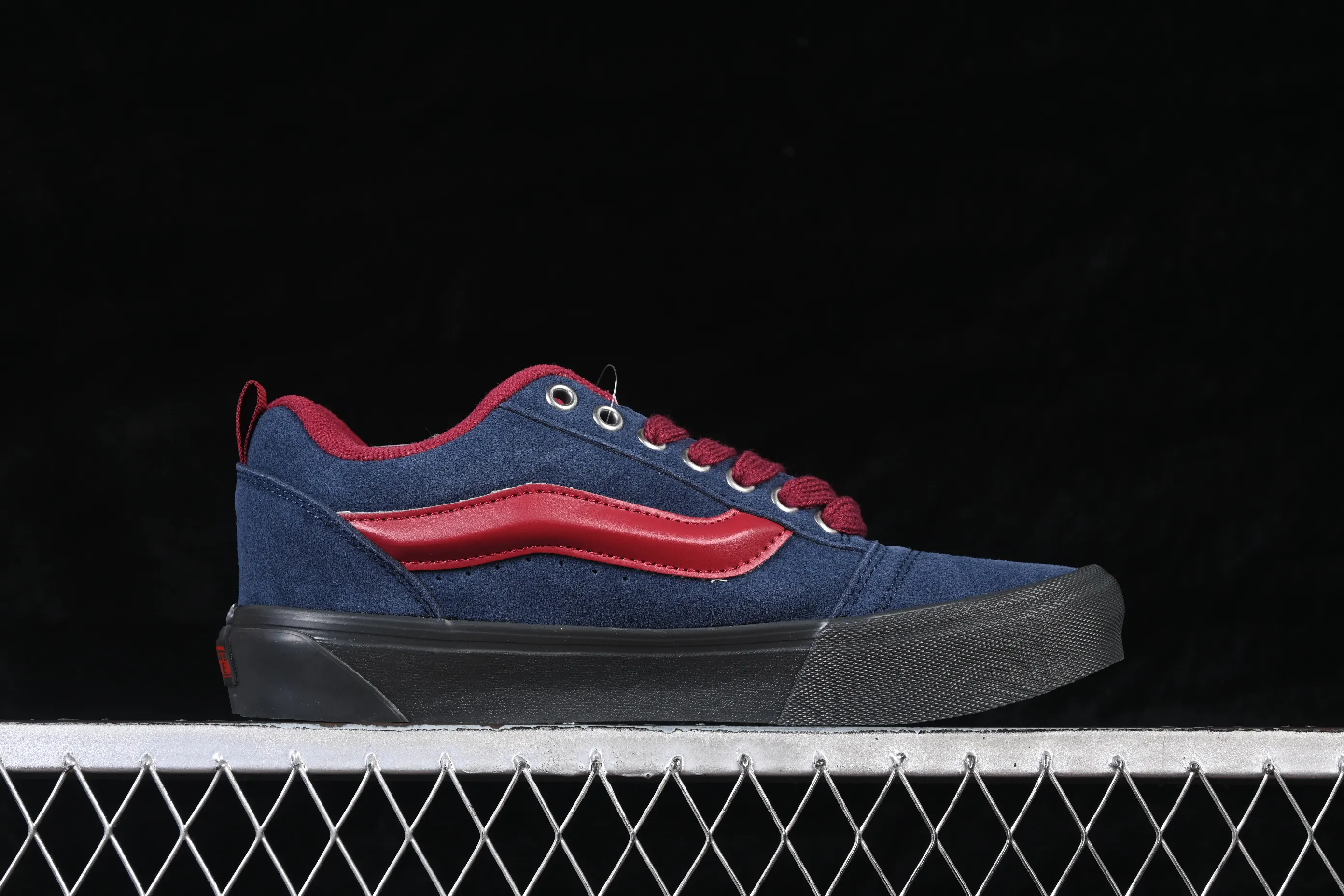 All categories Vans Vans series Vans Low Vans low-top Vans Sku-Skool Vans official low-top casual sneakers VN009QCBDAK